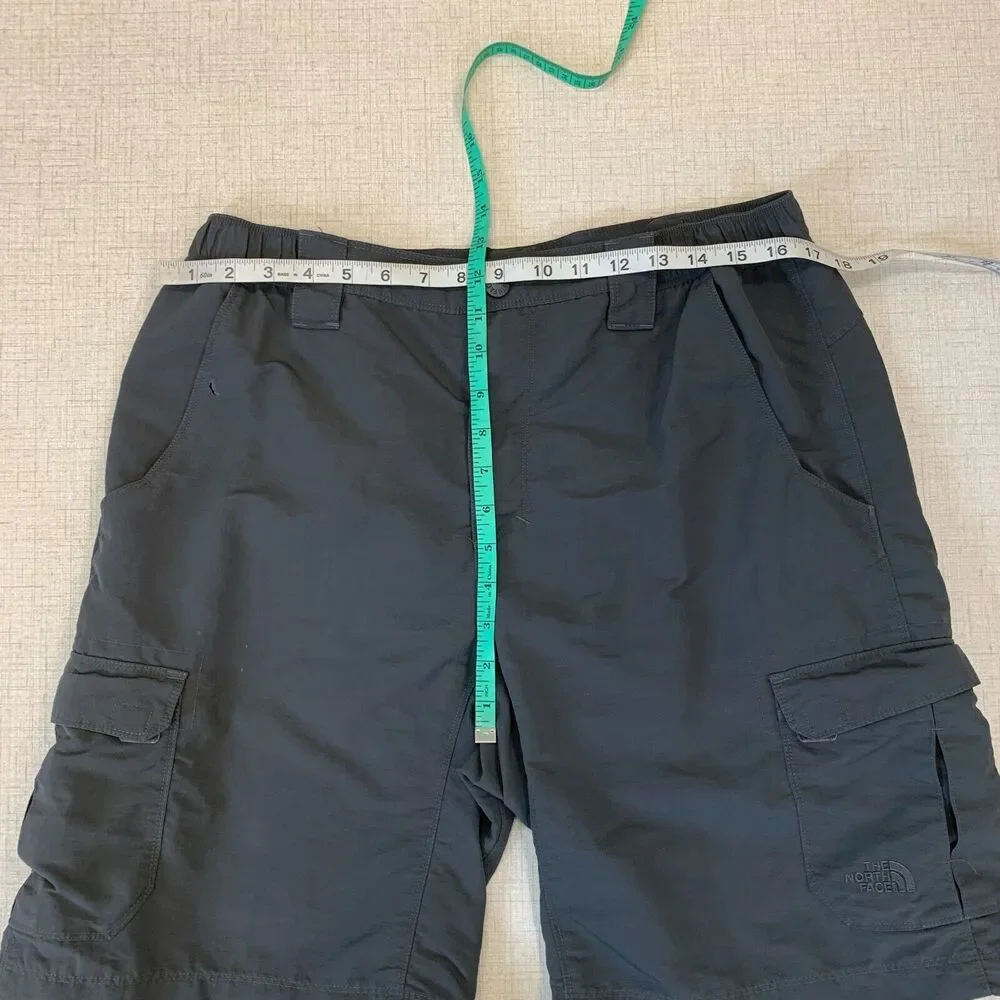 North Face Paramount Peak Cargo Short Men M Charcoal Partial Elastic Waist Nylon